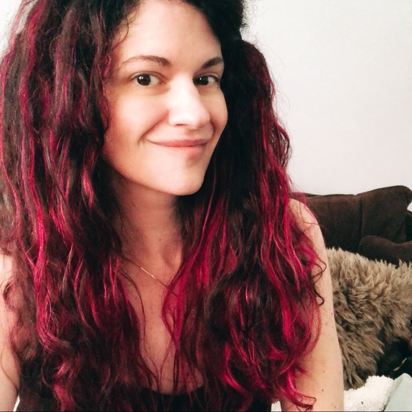 Meet your Posher, Erica - Picture 2 of 2